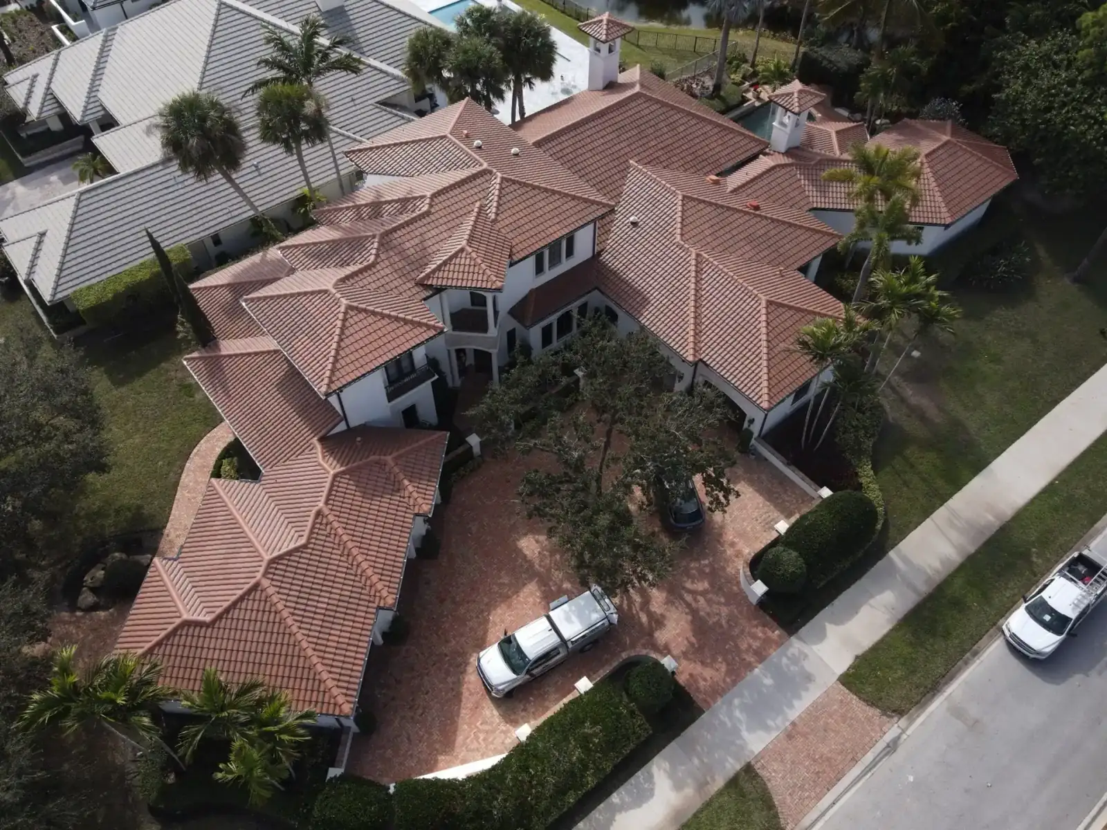 Tile roof replacement, Molsbee project